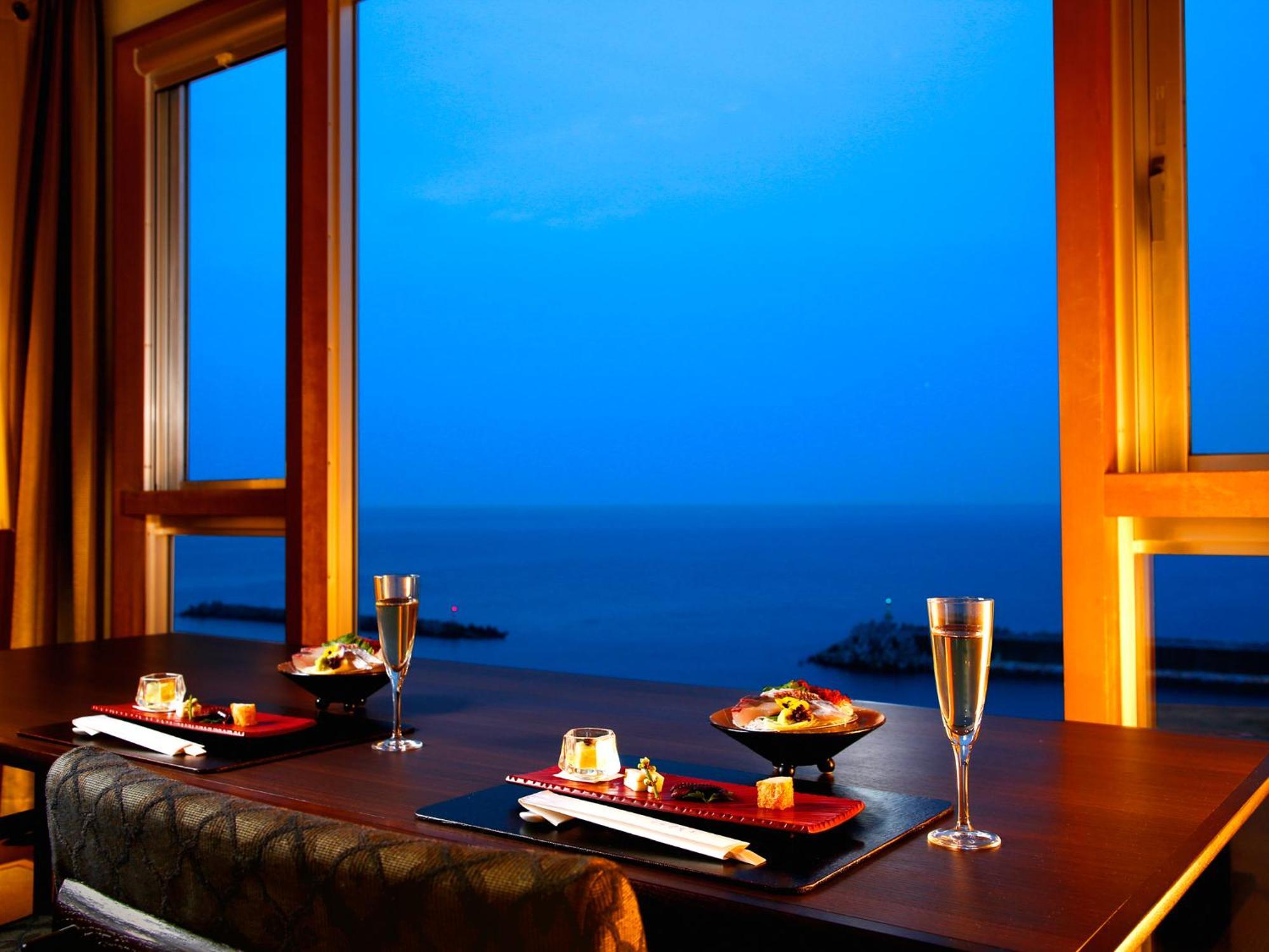 Awaji Yumesenkei Hotel Sumoto Quarto foto
