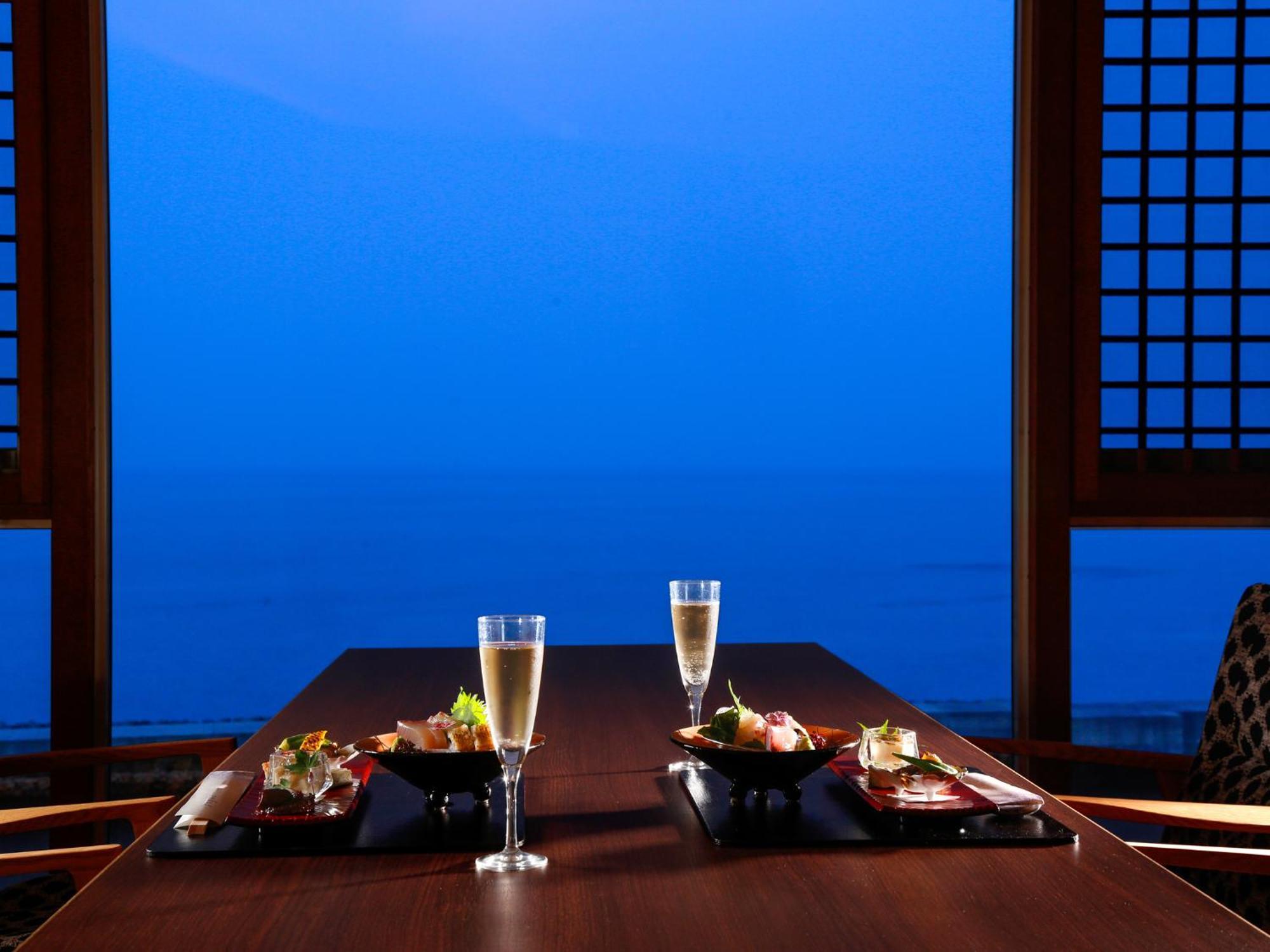 Awaji Yumesenkei Hotel Sumoto Quarto foto