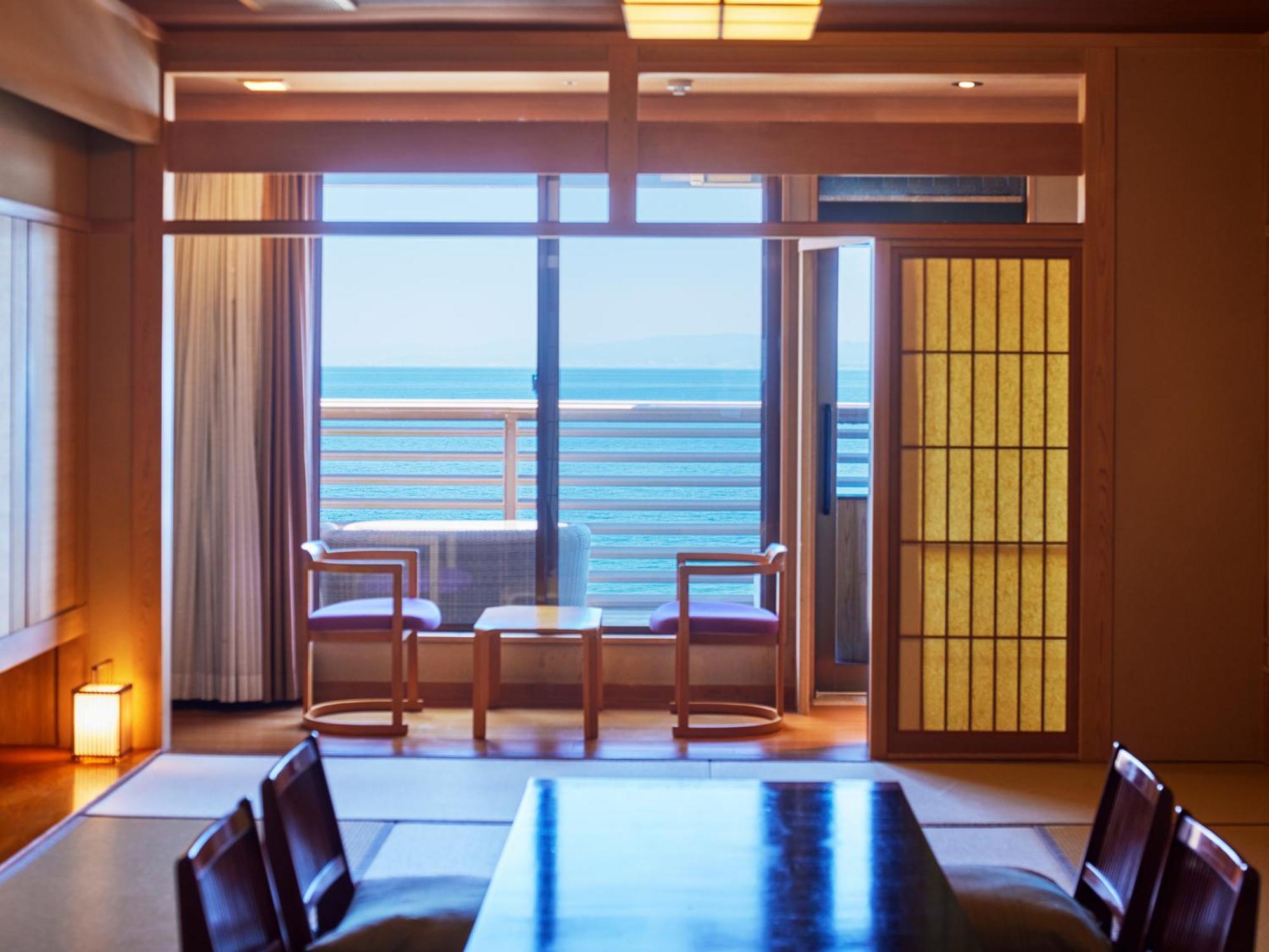 Awaji Yumesenkei Hotel Sumoto Quarto foto